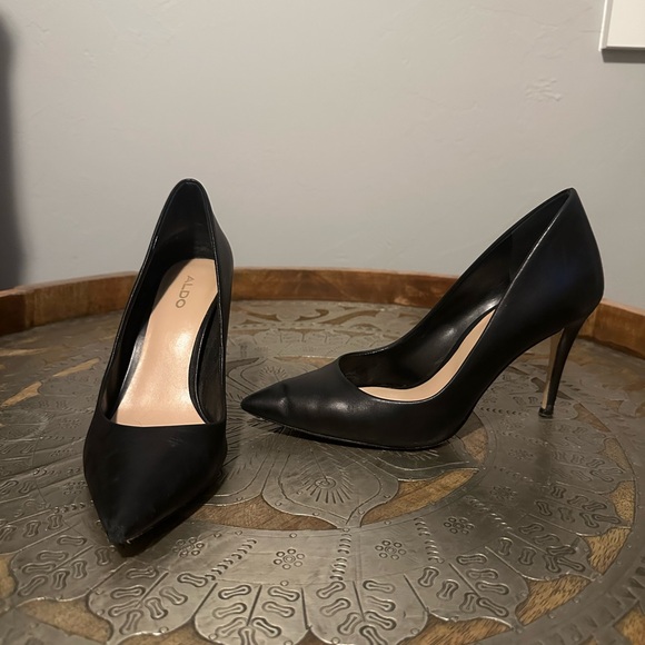 Aldo Sleek Black Heels for Women - Picture 1 of 2
